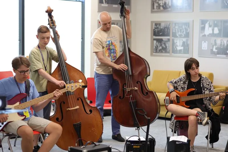 Odkryj magię muzyki na warsztatach jazzowych w Lesznie – rozwijaj swoje umiejętności muzyczne!