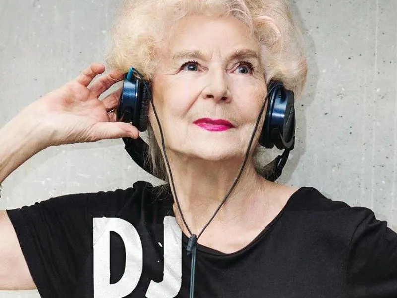 Porównanie zarobków DJ w miastach