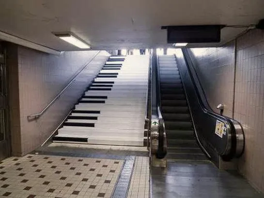 Transport pianina